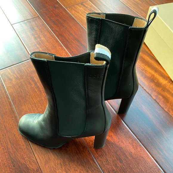 Hugo Boss high heels - Picture 2 of 6